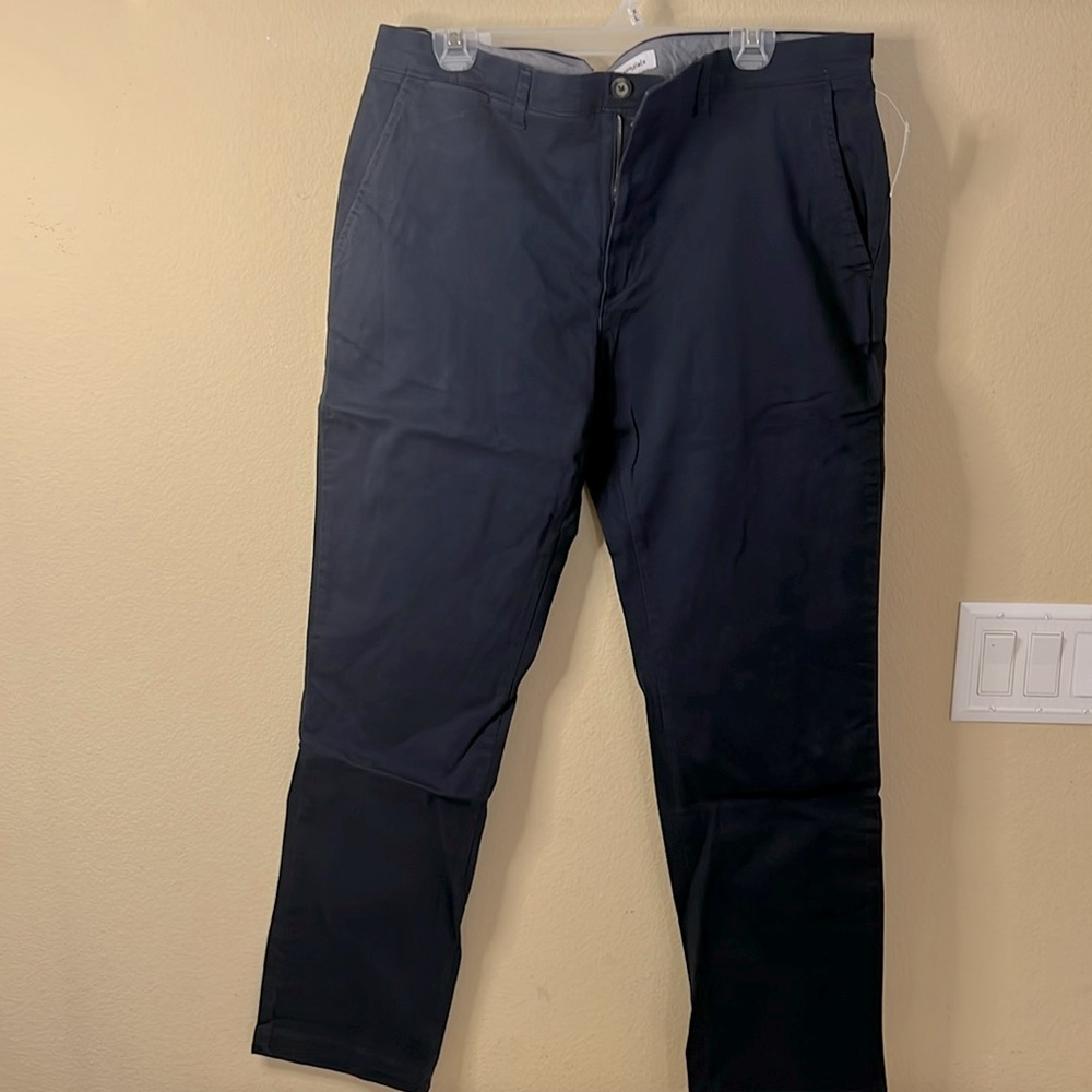 Mens Navy chino pant size 36/32